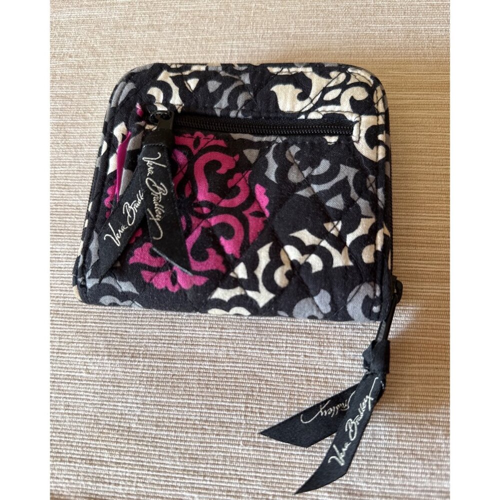 Vera Bradley Small Wallet Compact Quilted Pink Black Floral Pattern Card Holder